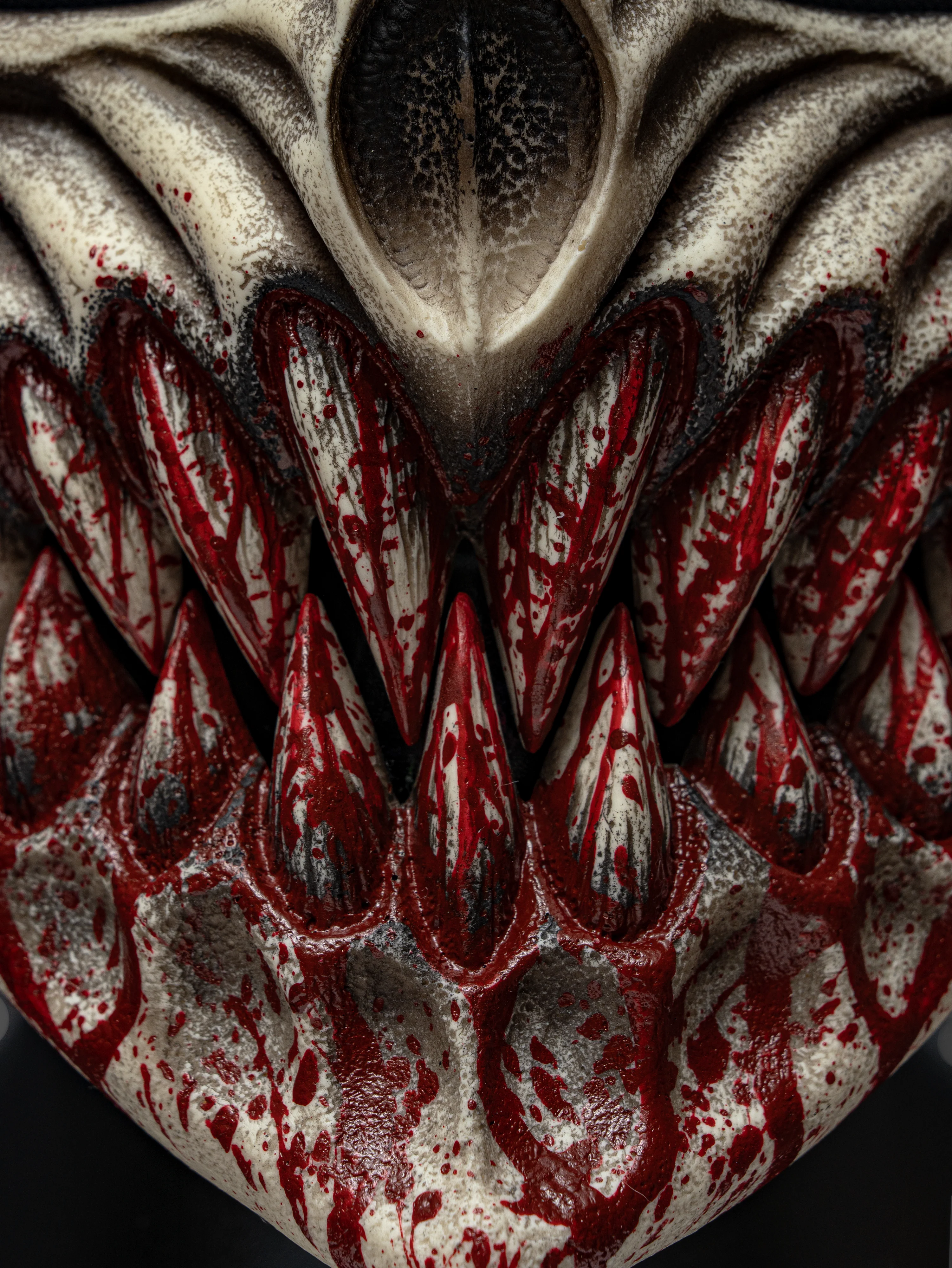 (SLAUGHTER TO PREVAIL) ALEX TERRIBLE MASK “GRIZZLY” - Image 9